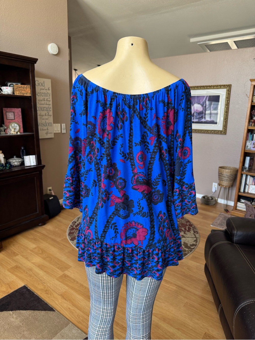 Style & Co off-shoulder blue floral peasant blouse-size 2X - Picture 9 of 9